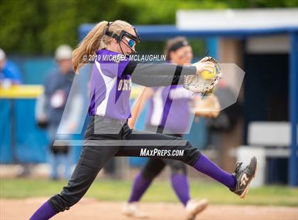 Thumbnail 1 in East Rockaway vs Oyster Bay (NYSPHSAA Section 8 Class B Final Game 1) photogallery.