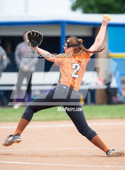 Thumbnail 2 in East Rockaway vs Oyster Bay (NYSPHSAA Section 8 Class B Final Game 1) photogallery.
