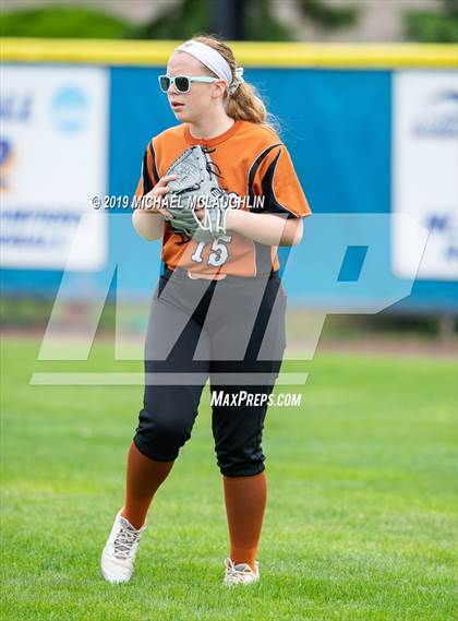 Thumbnail 3 in East Rockaway vs Oyster Bay (NYSPHSAA Section 8 Class B Final Game 1) photogallery.