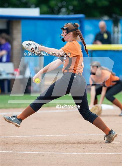 Thumbnail 1 in East Rockaway vs Oyster Bay (NYSPHSAA Section 8 Class B Final Game 1) photogallery.