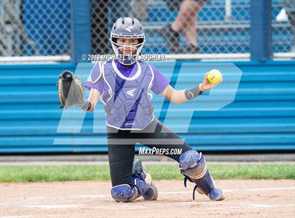 Thumbnail 2 in East Rockaway vs Oyster Bay (NYSPHSAA Section 8 Class B Final Game 1) photogallery.