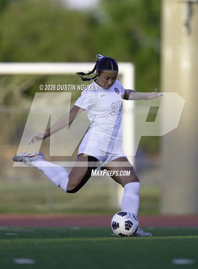 A&M Consolidated vs. Barbers Hill (UIL 5A D1 Girls Soccer Area)