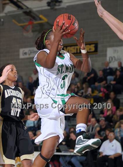 Thumbnail 1 in Archbishop Mitty vs. St. Mary's (Common Good Classic) photogallery.