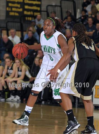 Thumbnail 3 in Archbishop Mitty vs. St. Mary's (Common Good Classic) photogallery.