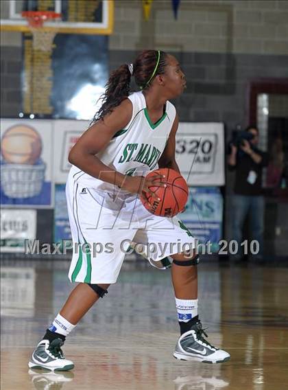 Thumbnail 3 in Archbishop Mitty vs. St. Mary's (Common Good Classic) photogallery.