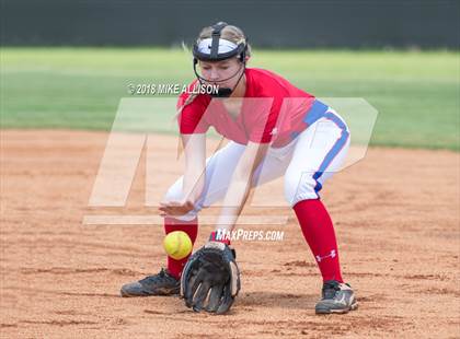 Thumbnail 3 in Lincoln County @ Ooltewah (TSSAA AAA Sectional Final) photogallery.