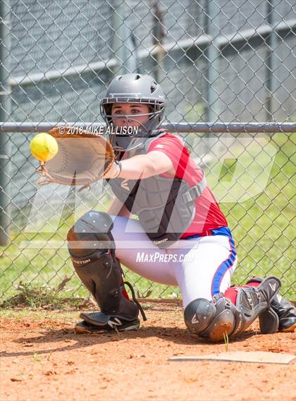 Thumbnail 3 in Lincoln County @ Ooltewah (TSSAA AAA Sectional Final) photogallery.