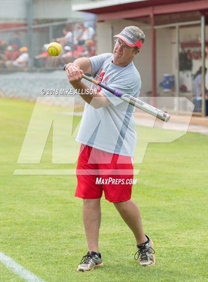 Thumbnail 2 in Lincoln County @ Ooltewah (TSSAA AAA Sectional Final) photogallery.