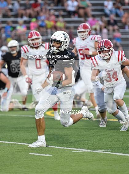 Thumbnail 1 in Millard South @ Millard West photogallery.