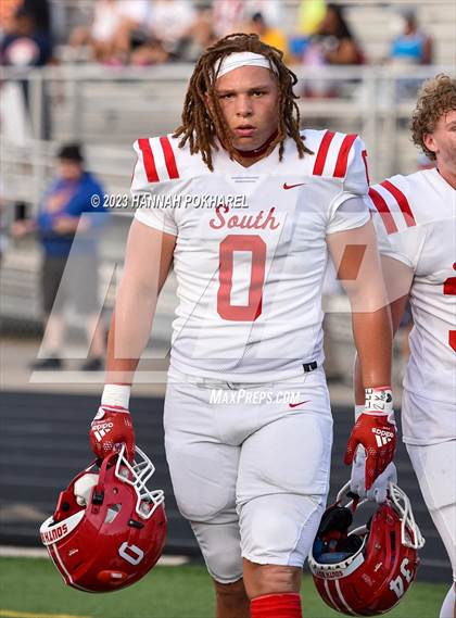 Thumbnail 2 in Millard South @ Millard West photogallery.