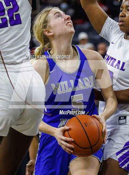 Thumbnail 2 in Omaha Central vs. Millard North (Metro Tournament) photogallery.