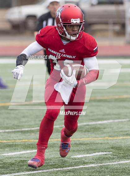 Thumbnail 3 in Tahoma @ Kennedy Catholic photogallery.