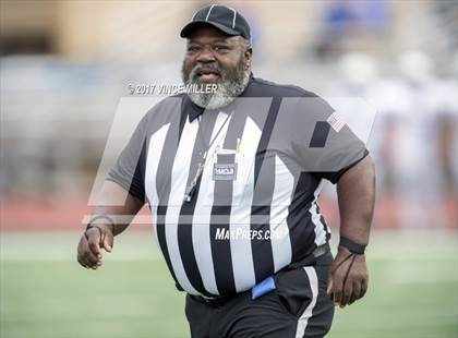 Thumbnail 3 in Tahoma @ Kennedy Catholic photogallery.