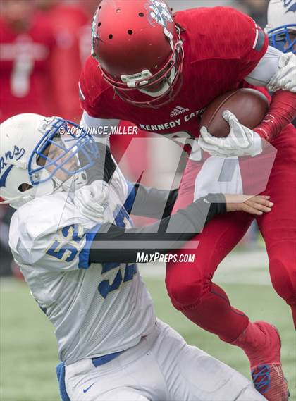 Thumbnail 2 in Tahoma @ Kennedy Catholic photogallery.