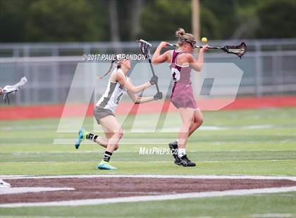 Thumbnail 1 in Granby Memorial @ Stonington (CIAC Class S 1st Round) photogallery.