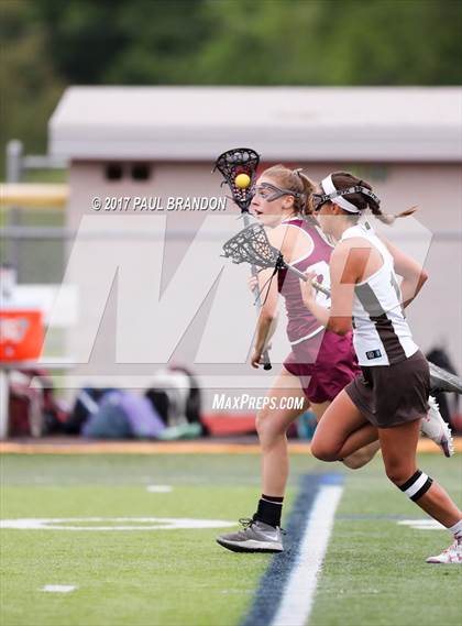 Thumbnail 1 in Granby Memorial @ Stonington (CIAC Class S 1st Round) photogallery.