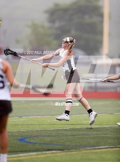 Thumbnail 1 in Granby Memorial @ Stonington (CIAC Class S 1st Round) photogallery.