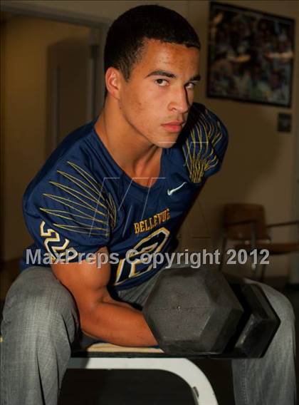 Thumbnail 3 in Bellevue (Preseason Top 25 Photo Shoot)  photogallery.
