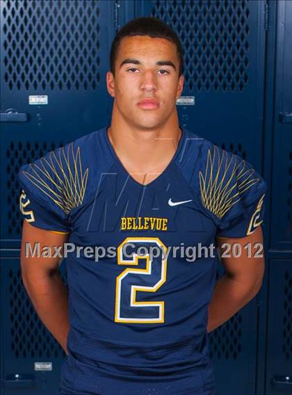 Thumbnail 1 in Bellevue (Preseason Top 25 Photo Shoot)  photogallery.