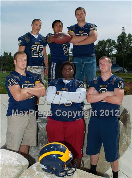 Thumbnail 3 in Bellevue (Preseason Top 25 Photo Shoot)  photogallery.
