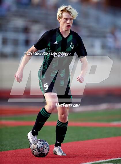 Thumbnail 1 in Trinity vs Southlake Carroll (UIL 6A Bi-District Playoff) photogallery.