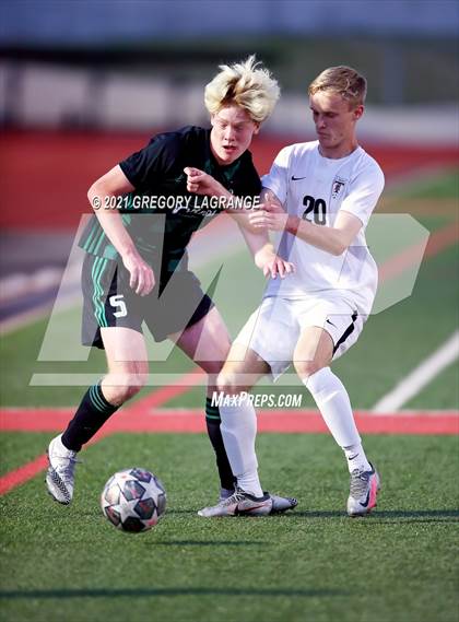 Thumbnail 1 in Trinity vs Southlake Carroll (UIL 6A Bi-District Playoff) photogallery.