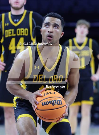 Thumbnail 3 in Del Oro vs. Vanden (CIF SJS D-2 Final) photogallery.