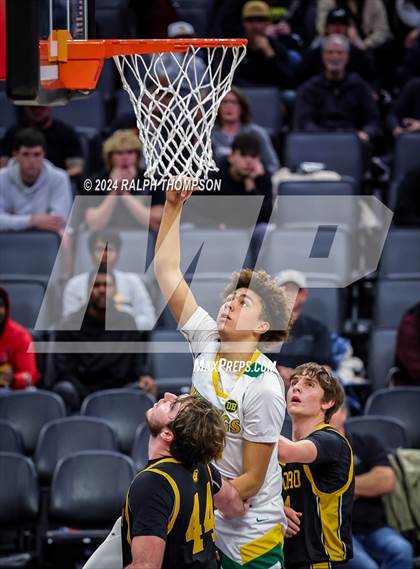 Thumbnail 2 in Del Oro vs. Vanden (CIF SJS D-2 Final) photogallery.