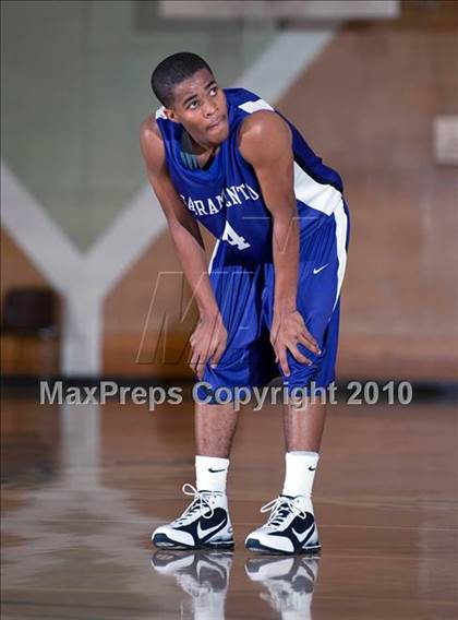 Thumbnail 3 in Sacramento vs Compton (California Classic) photogallery.