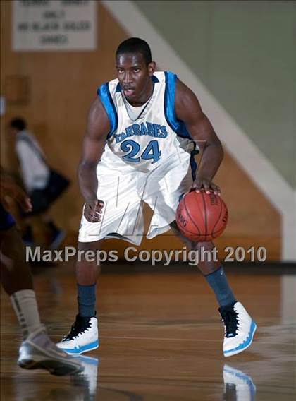 Thumbnail 1 in Sacramento vs Compton (California Classic) photogallery.
