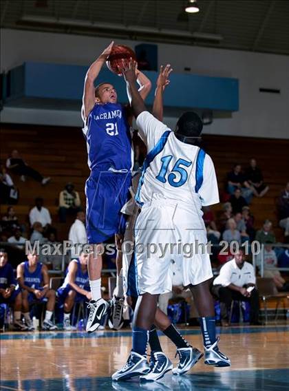 Thumbnail 2 in Sacramento vs Compton (California Classic) photogallery.