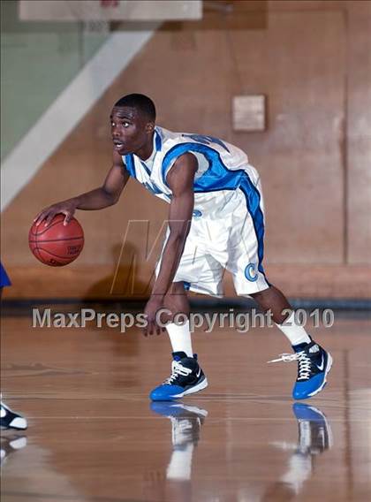 Thumbnail 1 in Sacramento vs Compton (California Classic) photogallery.