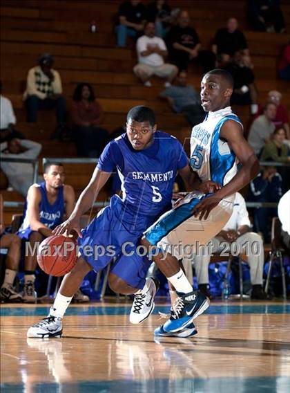 Thumbnail 1 in Sacramento vs Compton (California Classic) photogallery.