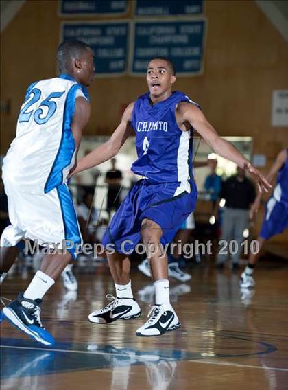 Thumbnail 3 in Sacramento vs Compton (California Classic) photogallery.