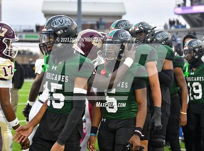 Thumbnail 1 in Fort Bend Hightower vs. Summer Creek (UIL Football 6A D2 Region III Quarterfinal) photogallery.