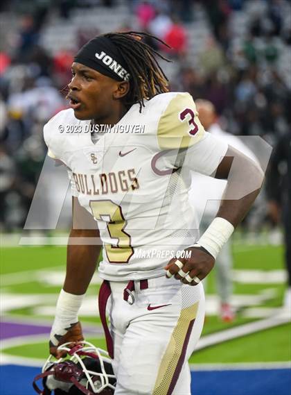 Thumbnail 3 in Fort Bend Hightower vs. Summer Creek (UIL Football 6A D2 Region III Quarterfinal) photogallery.