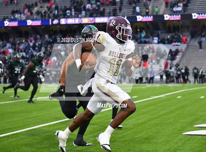 Thumbnail 2 in Fort Bend Hightower vs. Summer Creek (UIL Football 6A D2 Region III Quarterfinal) photogallery.