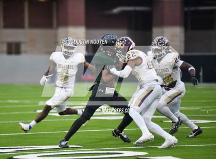 Thumbnail 2 in Fort Bend Hightower vs. Summer Creek (UIL Football 6A D2 Region III Quarterfinal) photogallery.