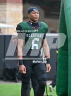 Photo from the gallery "Fort Bend Hightower vs. Summer Creek (UIL Football 6A D2 Region III Quarterfinal)"