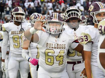 Thumbnail 2 in Fort Bend Hightower vs. Summer Creek (UIL Football 6A D2 Region III Quarterfinal) photogallery.