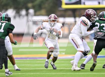 Thumbnail 3 in Fort Bend Hightower vs. Summer Creek (UIL Football 6A D2 Region III Quarterfinal) photogallery.