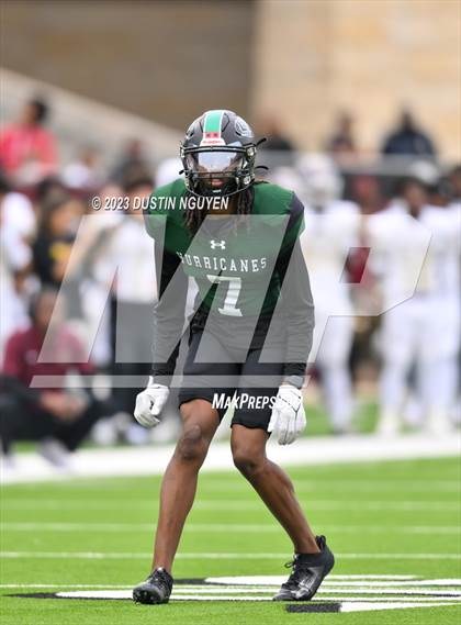 Thumbnail 2 in Fort Bend Hightower vs. Summer Creek (UIL Football 6A D2 Region III Quarterfinal) photogallery.