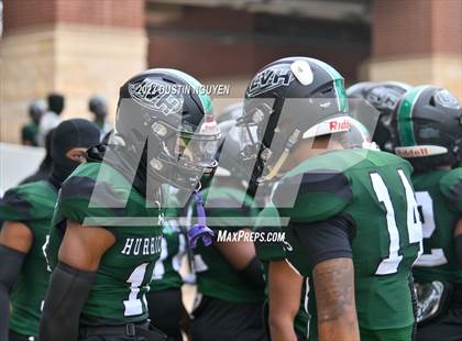 Thumbnail 3 in Fort Bend Hightower vs. Summer Creek (UIL Football 6A D2 Region III Quarterfinal) photogallery.