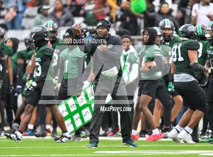Thumbnail 3 in Fort Bend Hightower vs. Summer Creek (UIL Football 6A D2 Region III Quarterfinal) photogallery.