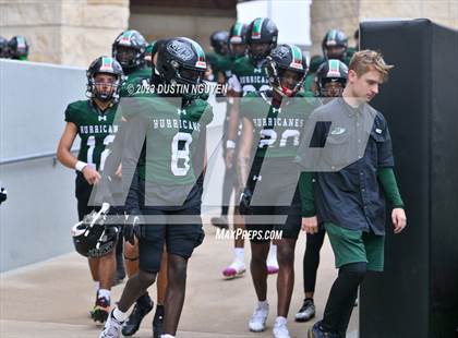 Thumbnail 3 in Fort Bend Hightower vs. Summer Creek (UIL Football 6A D2 Region III Quarterfinal) photogallery.