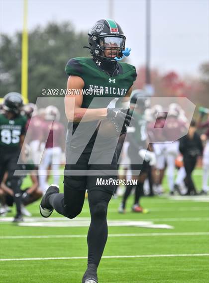 Thumbnail 3 in Fort Bend Hightower vs. Summer Creek (UIL Football 6A D2 Region III Quarterfinal) photogallery.
