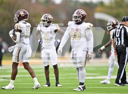 Thumbnail 1 in Fort Bend Hightower vs. Summer Creek (UIL Football 6A D2 Region III Quarterfinal) photogallery.