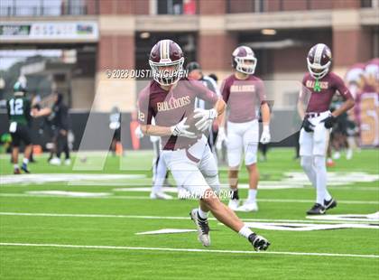 Thumbnail 3 in Fort Bend Hightower vs. Summer Creek (UIL Football 6A D2 Region III Quarterfinal) photogallery.