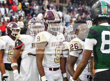 Thumbnail 3 in Fort Bend Hightower vs. Summer Creek (UIL Football 6A D2 Region III Quarterfinal) photogallery.