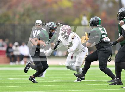 Thumbnail 3 in Fort Bend Hightower vs. Summer Creek (UIL Football 6A D2 Region III Quarterfinal) photogallery.